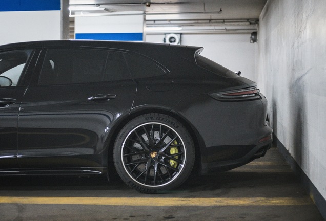 Porsche 971 Panamera Turbo S E-Hybrid Sport Turismo