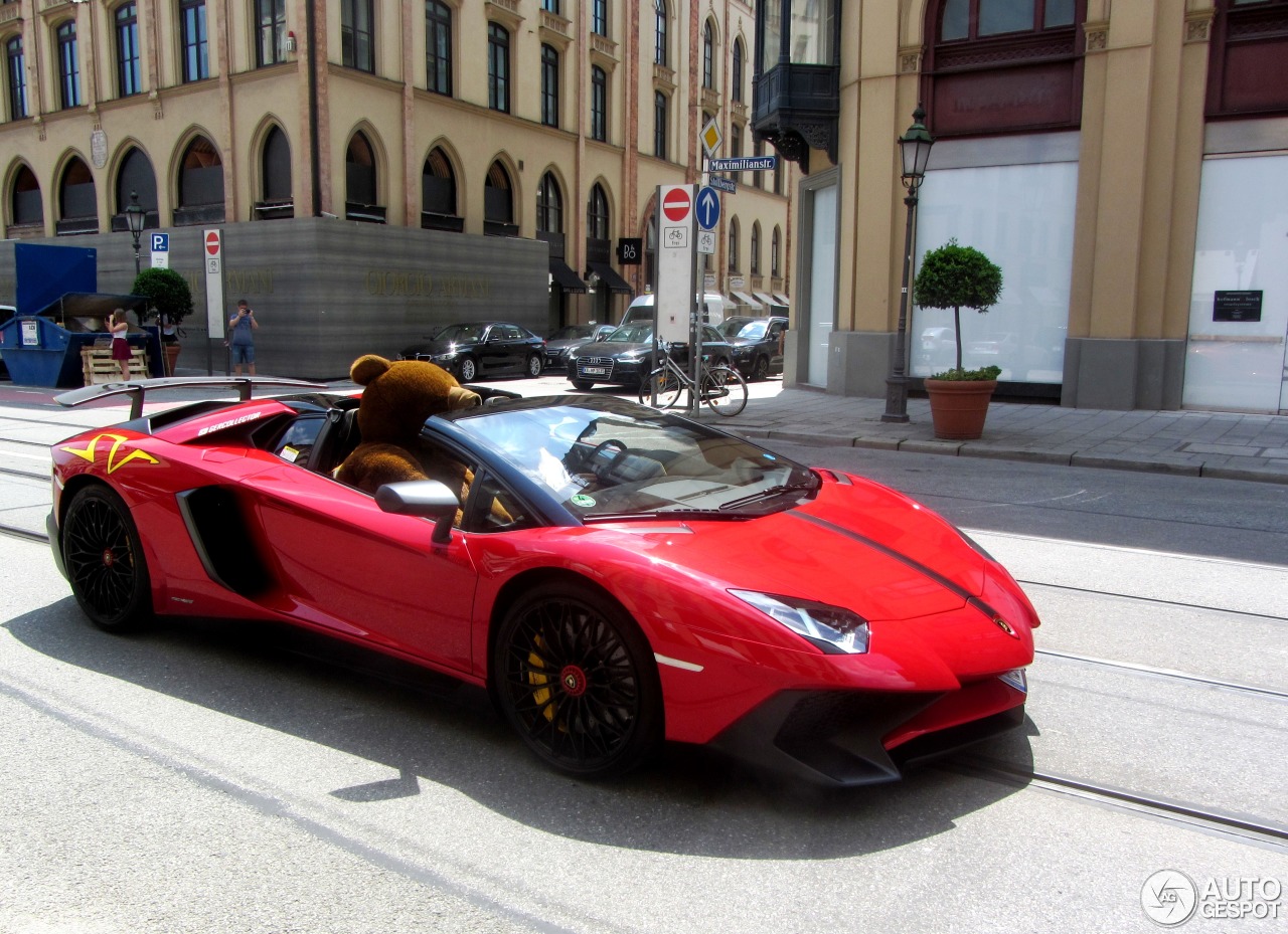 Lamborghini Aventador LP750-4 SuperVeloce Roadster