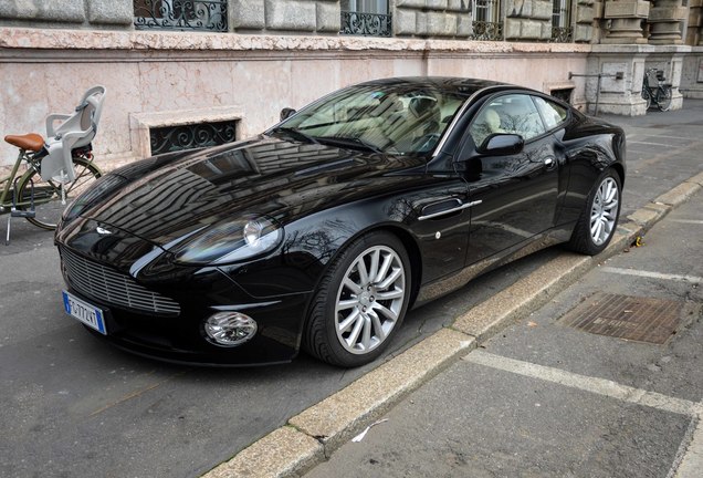 Aston Martin Vanquish