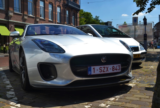 Jaguar F-TYPE 400 Sport Convertible