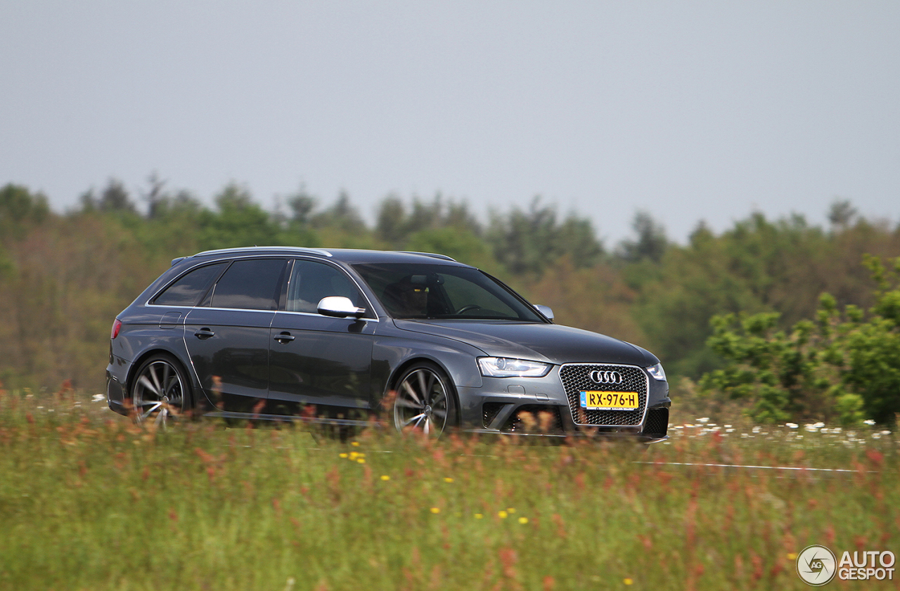 Audi RS4 Avant B8