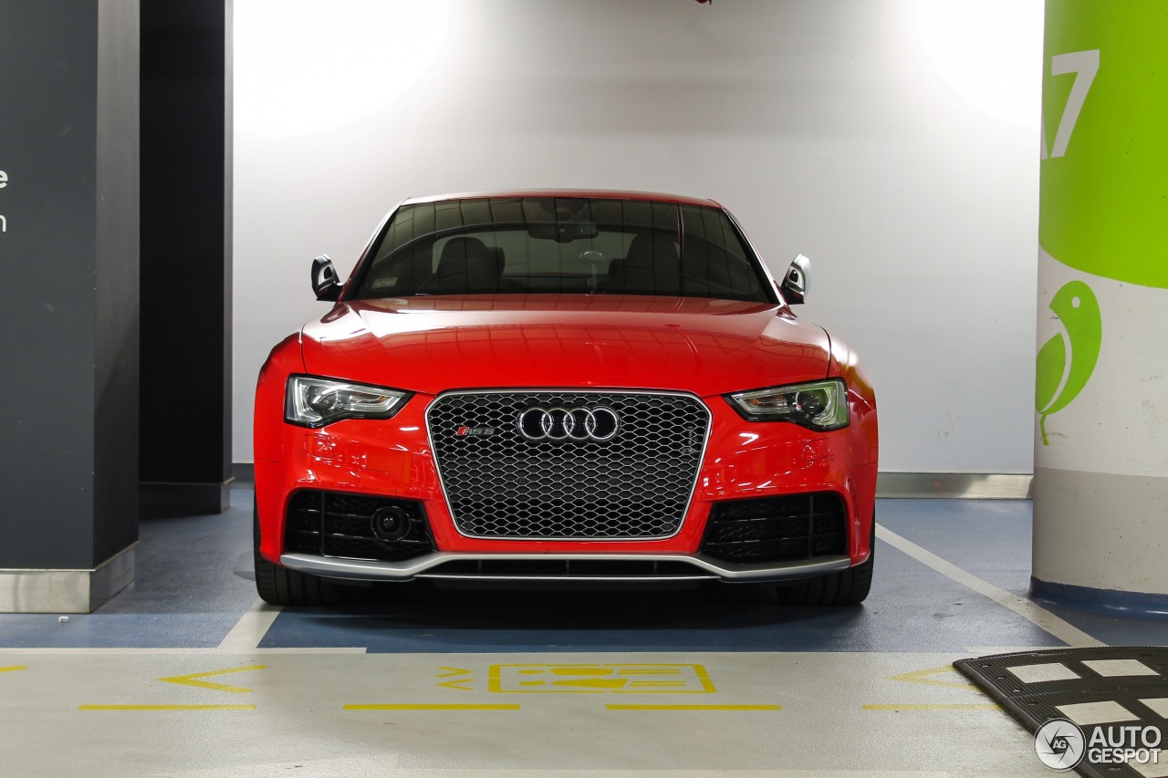 Audi RS5 B8 2012