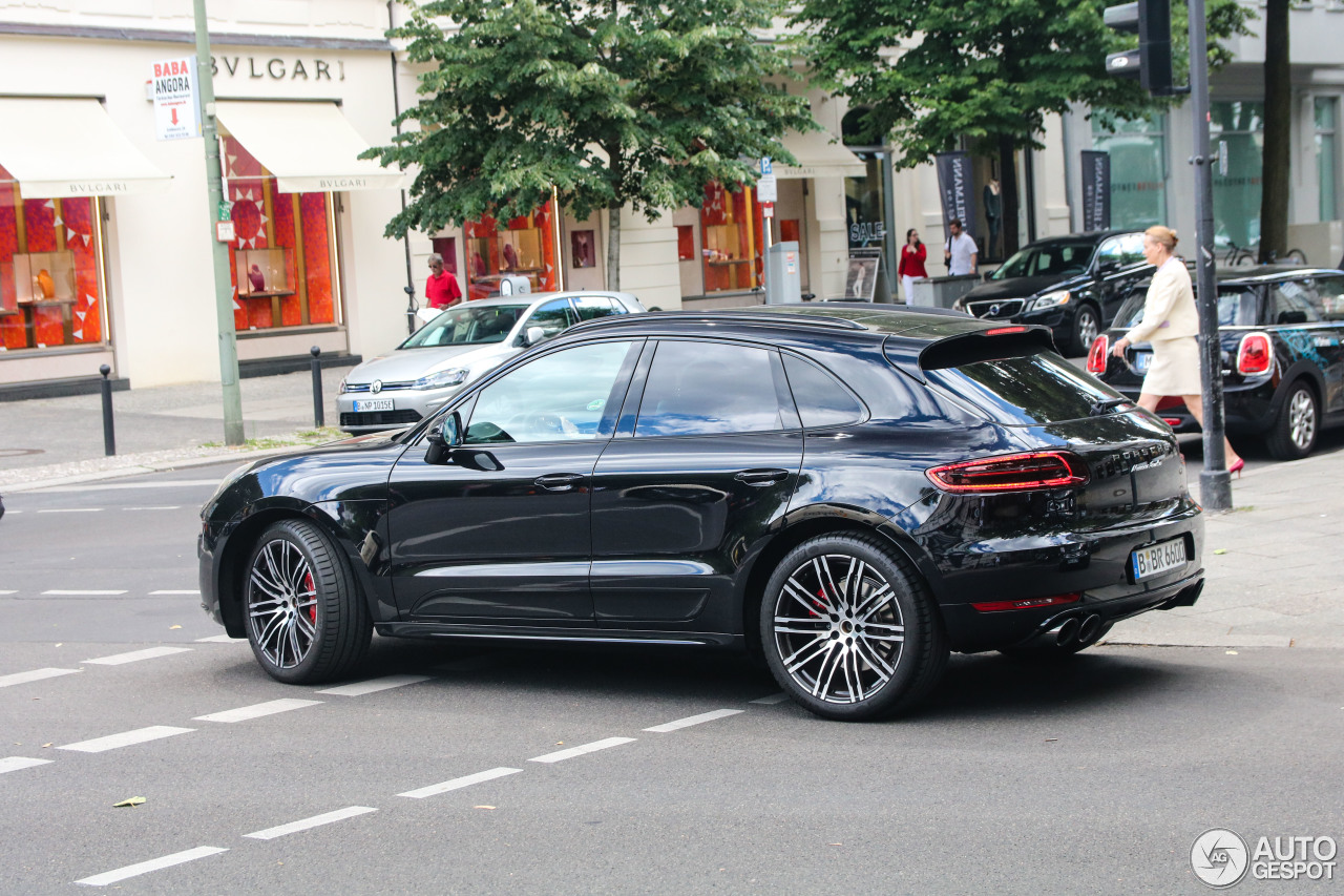 Porsche 95B Macan Turbo