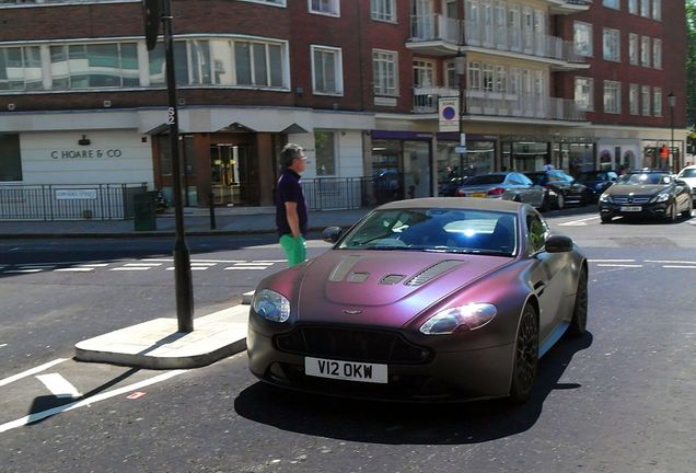 Aston Martin V12 Vantage S