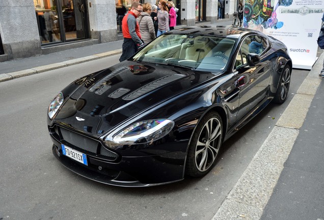 Aston Martin V12 Vantage S