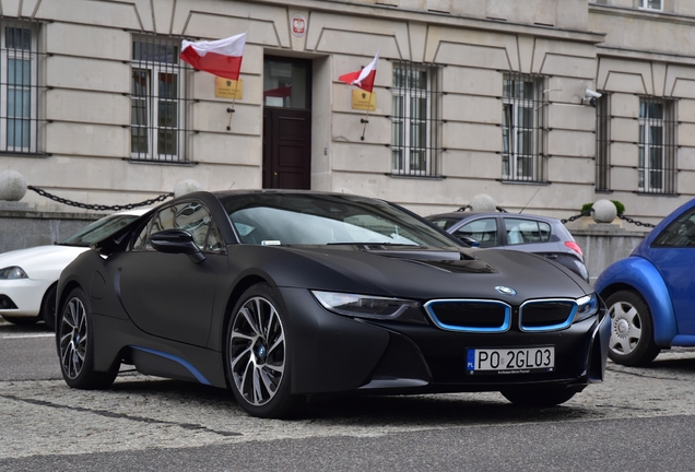 BMW i8