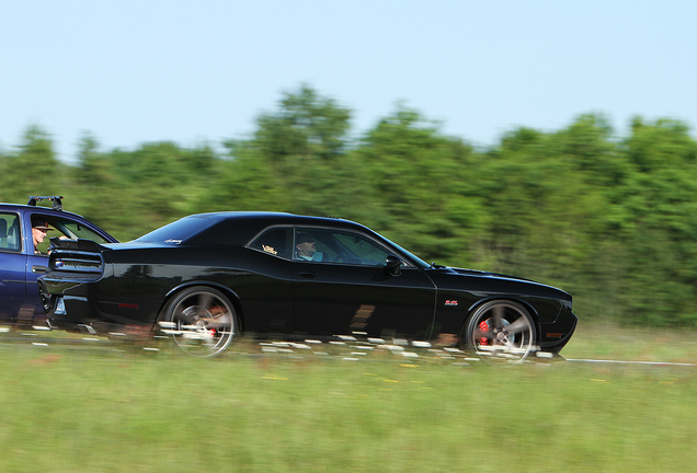 Dodge Challenger SRT-8 392