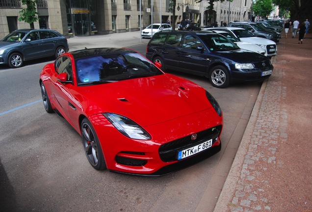 Jaguar F-TYPE R Coupé 2017