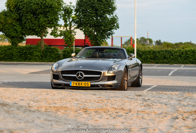 Mercedes-Benz SLS AMG Roadster