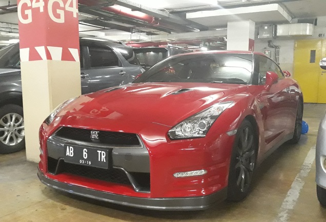 Nissan GT-R 2013