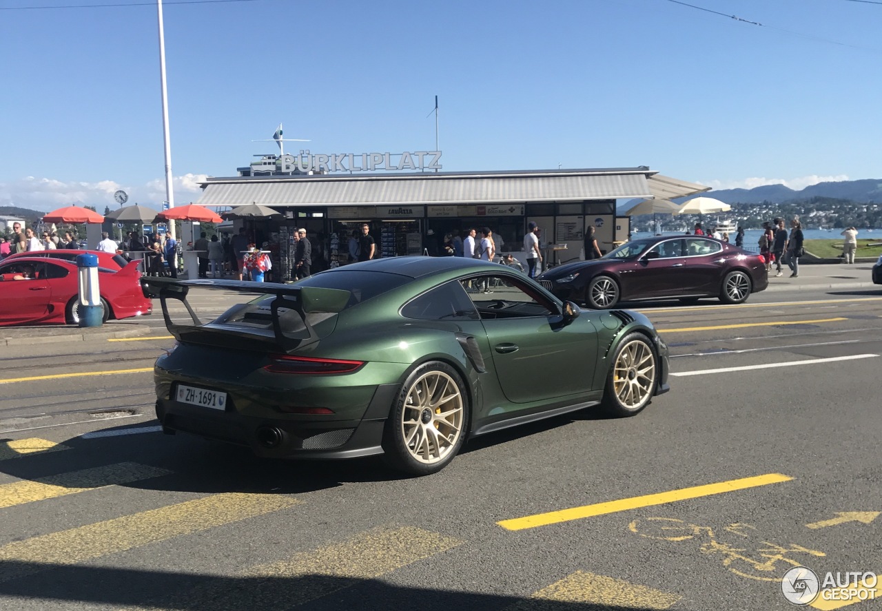 Porsche 991 GT2 RS Weissach Package