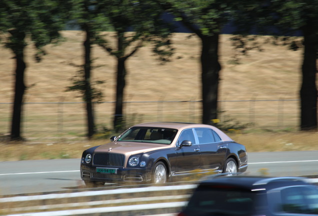 Bentley Mulsanne EWB 2016