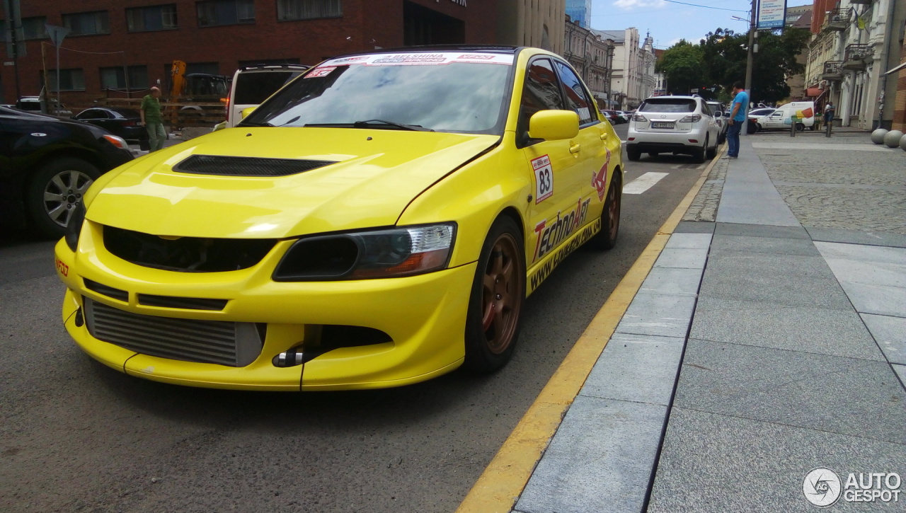 Mitsubishi Lancer Evolution IX MR