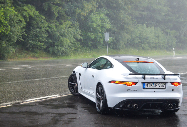 Jaguar F-TYPE SVR Coupé 2017