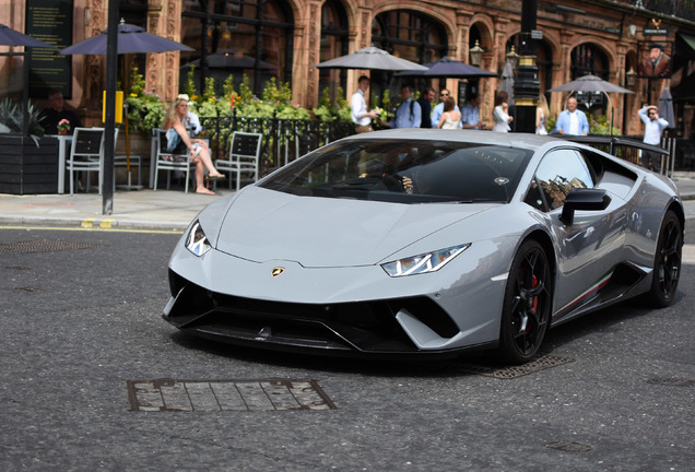 Lamborghini Huracán LP640-4 Performante