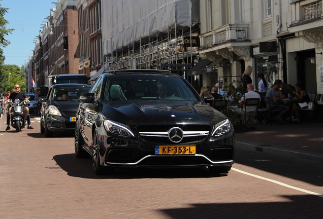 Mercedes-AMG C 63 W205