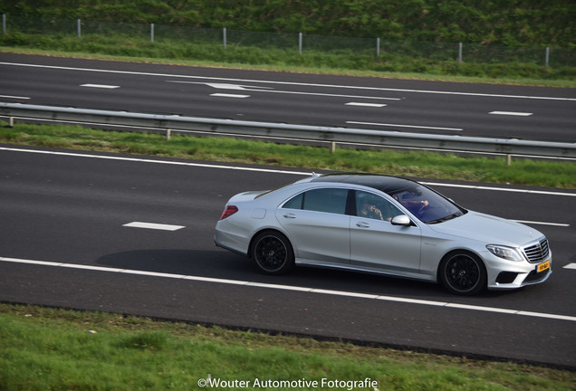 Mercedes-Benz S 63 AMG V222