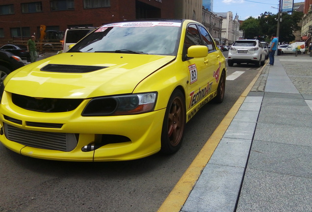 Mitsubishi Lancer Evolution IX MR