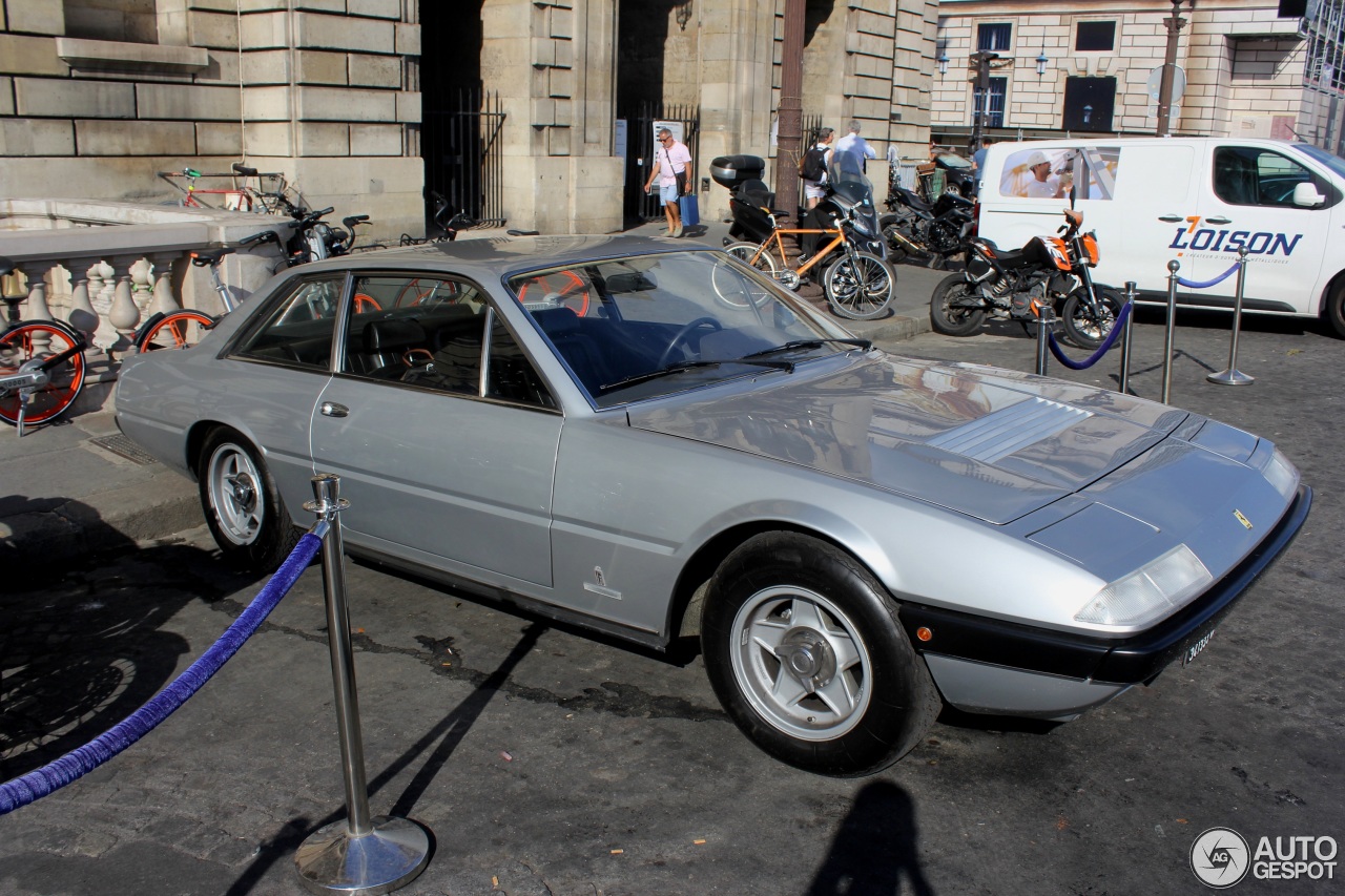 Ferrari 365 GT4 2+2