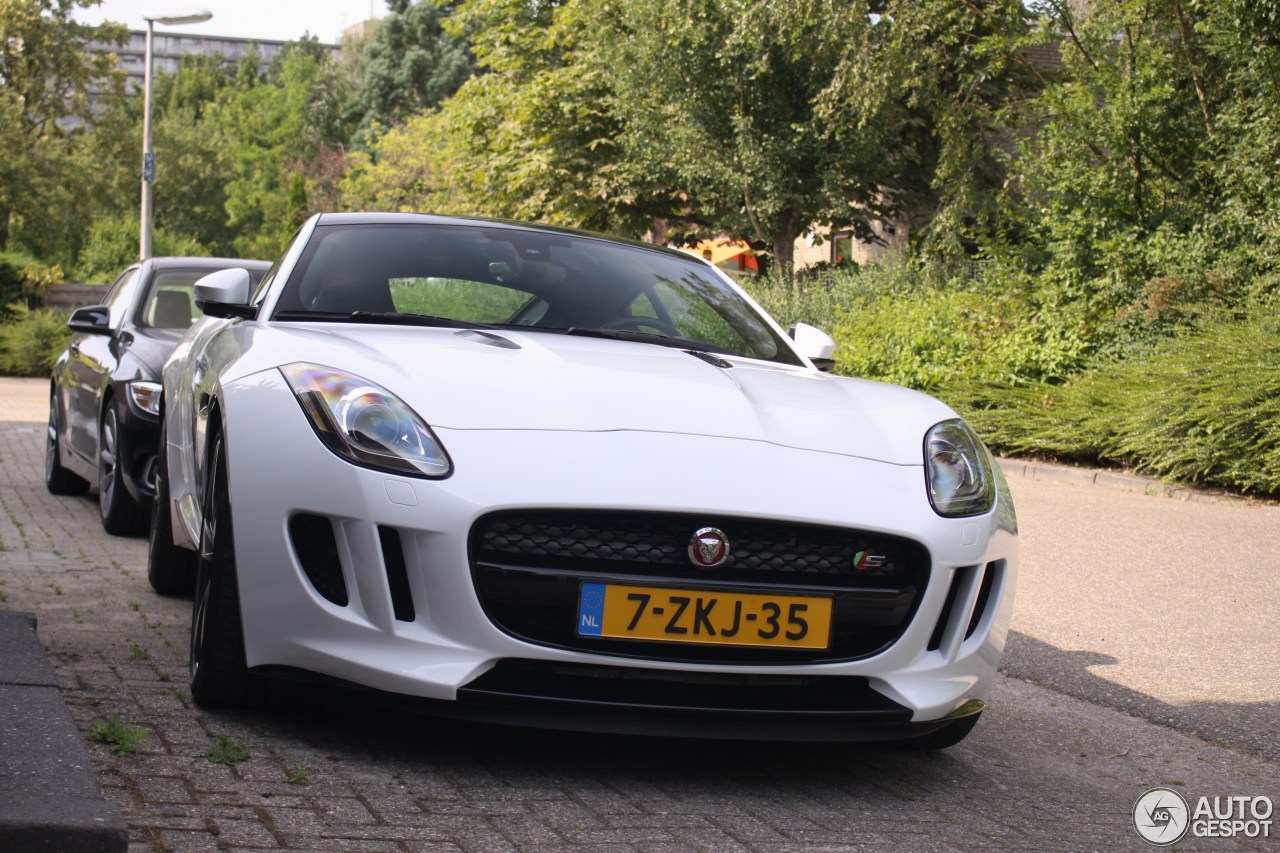 Jaguar F-TYPE S Coupé