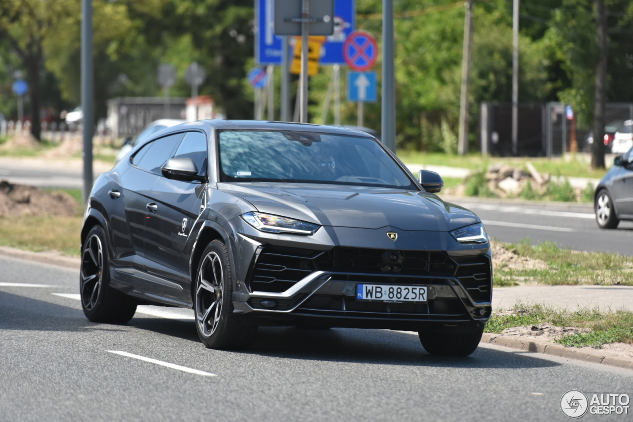 Lamborghini Urus