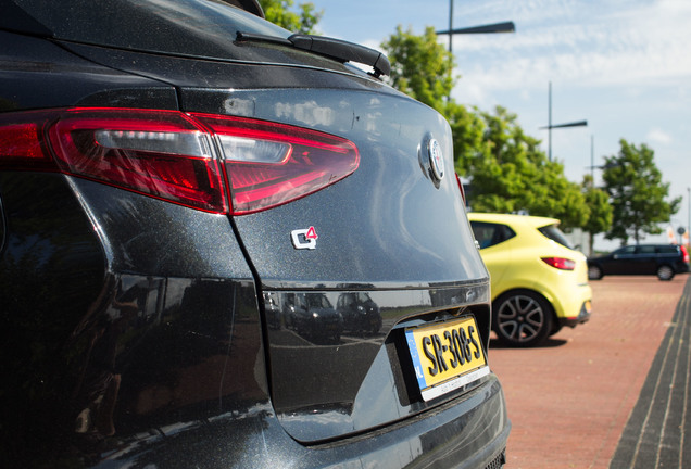 Alfa Romeo Stelvio Quadrifoglio