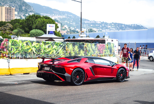 Lamborghini Aventador LP750-4 SuperVeloce Roadster