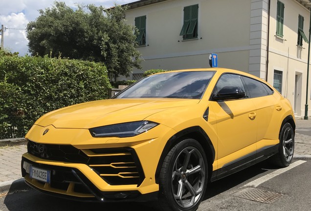 Lamborghini Urus