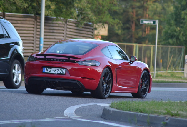 Porsche 718 Cayman GTS