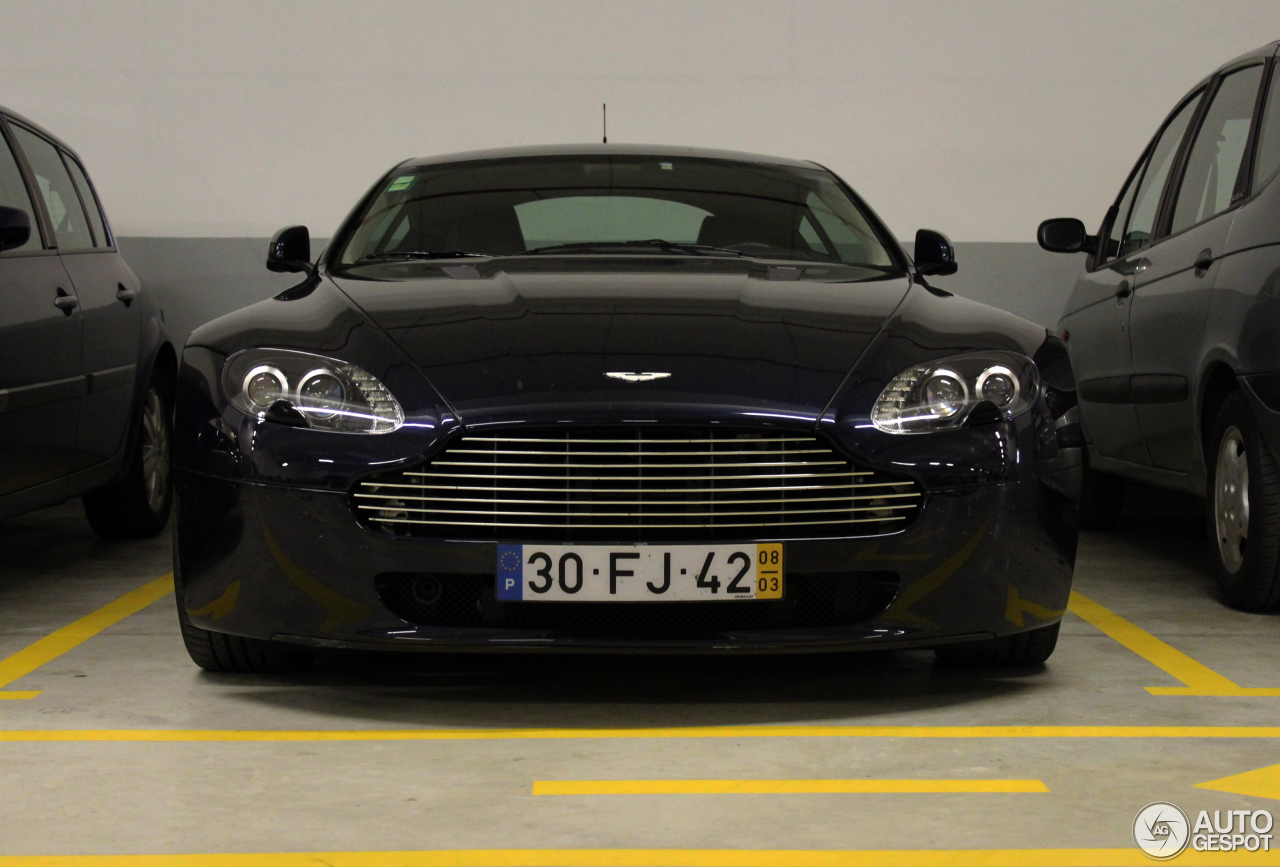 Aston Martin V8 Vantage