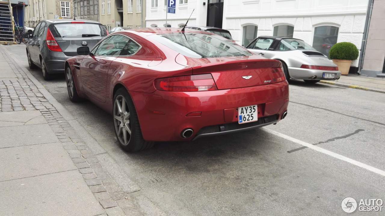 Aston Martin V8 Vantage