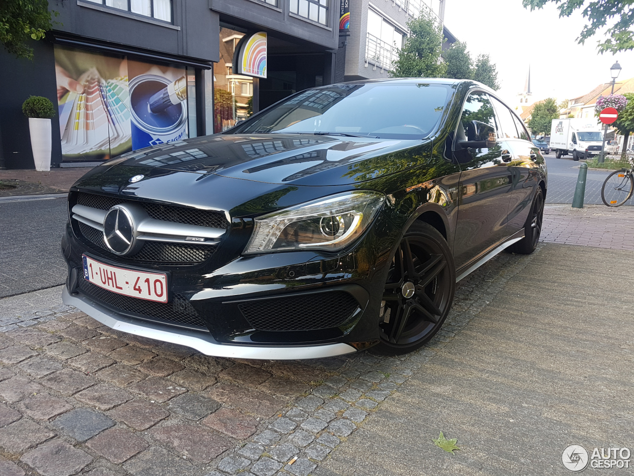 Mercedes-AMG CLA 45 Shooting Brake X117