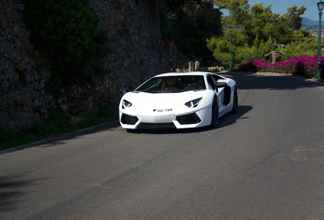 Lamborghini Aventador LP700-4