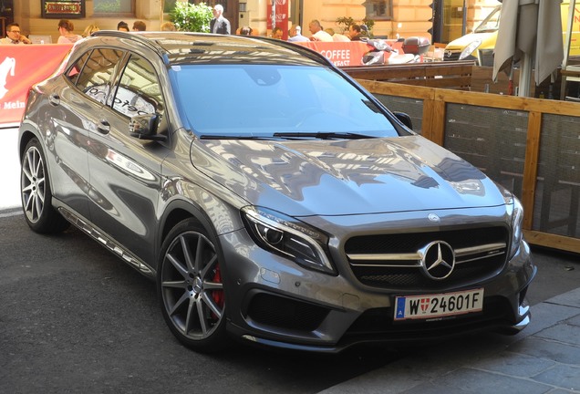 Mercedes-Benz GLA 45 AMG X156