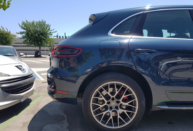 Porsche 95B Macan Turbo