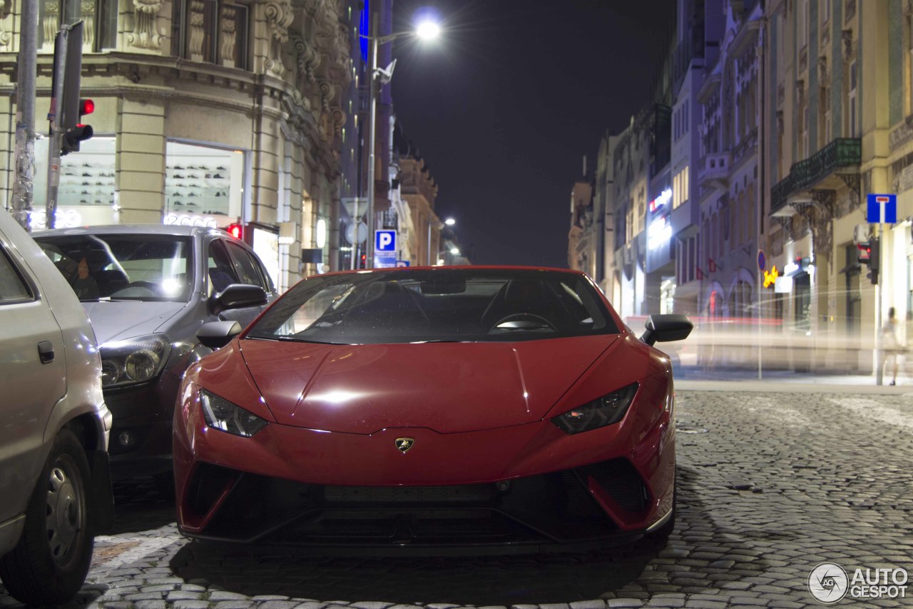 Lamborghini Huracán LP640-4 Performante Spyder