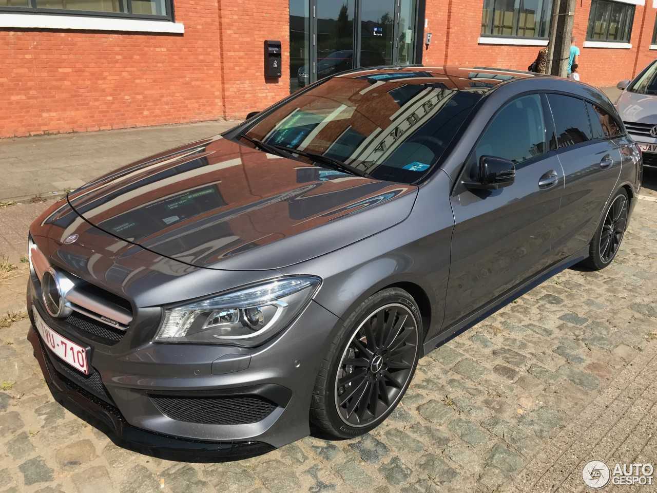 Mercedes-Benz CLA 45 AMG Shooting Brake