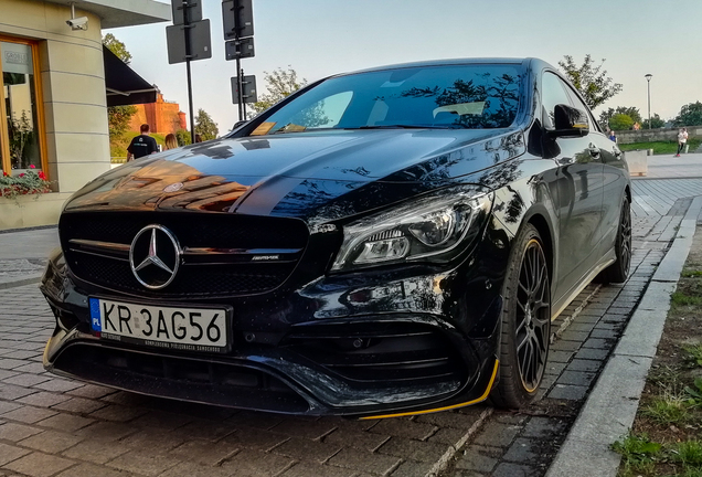 Mercedes-AMG CLA 45 C117 Yellow Night Edition