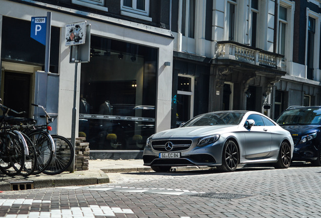 Mercedes-AMG S 63 Coupé C217