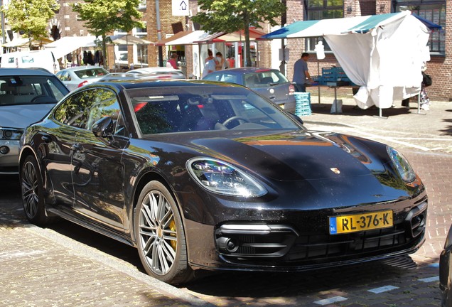 Porsche 971 Panamera Turbo S E-Hybrid