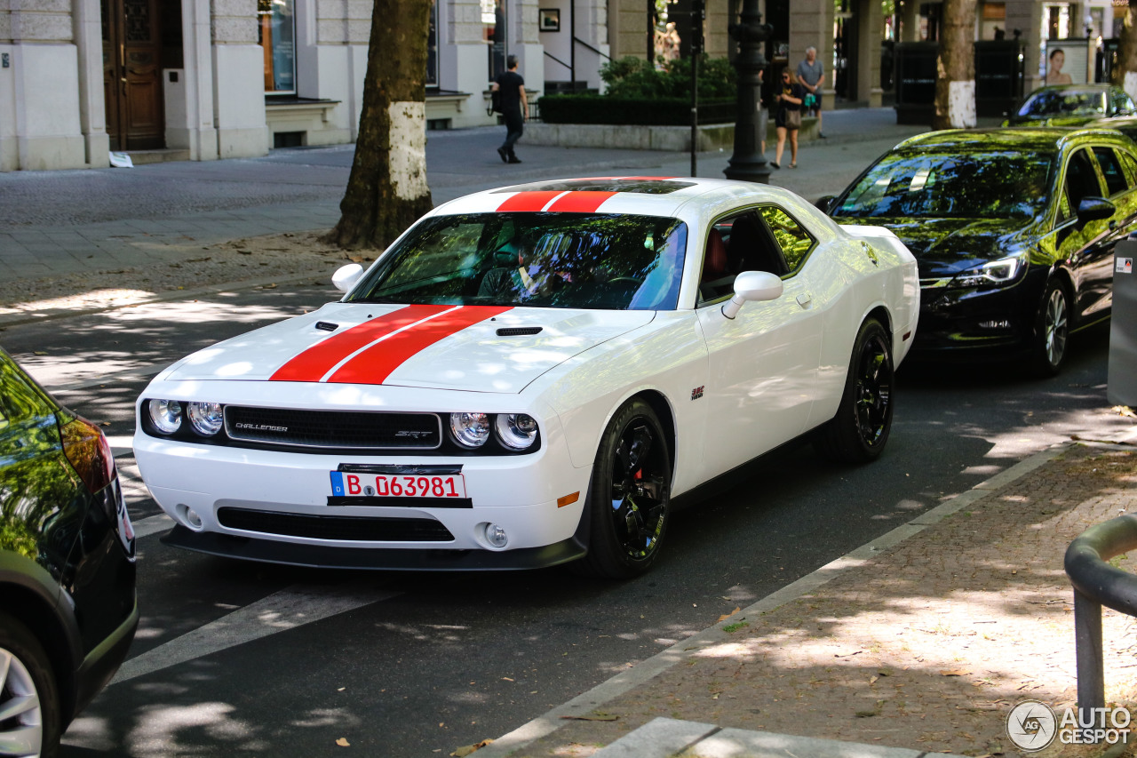 Dodge Challenger SRT-8 392