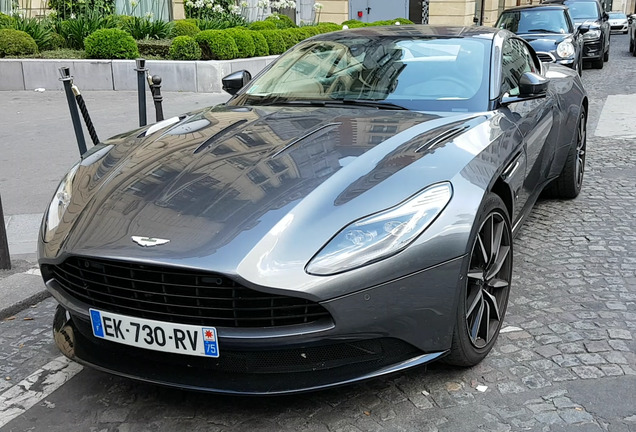 Aston Martin DB11