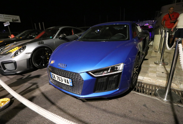 Audi R8 V10 Plus 2015