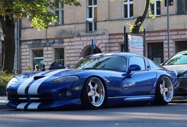 Dodge Viper GTS