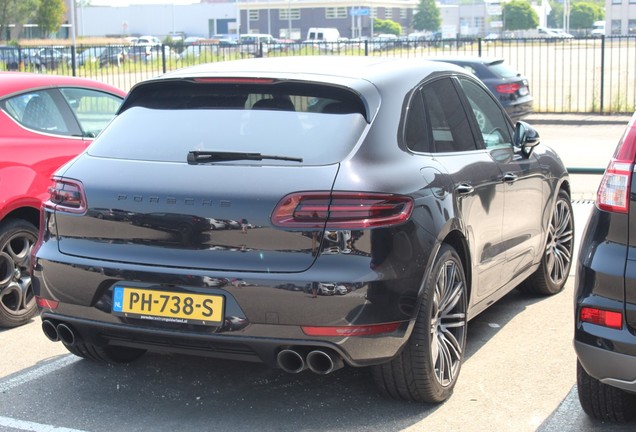 Porsche 95B Macan GTS