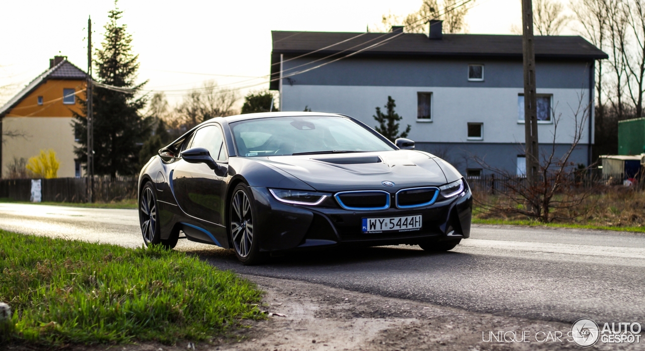 BMW i8