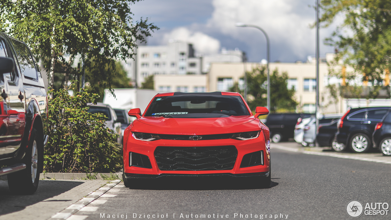 Chevrolet Camaro ZL1 2016