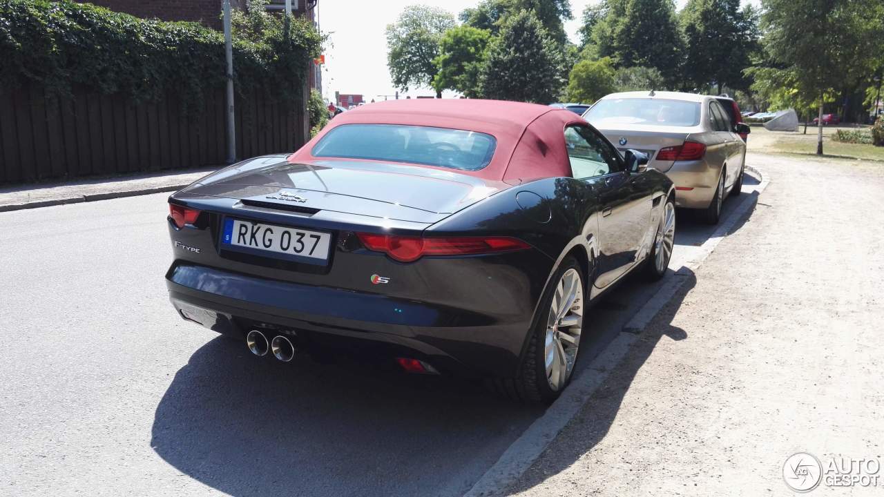 Jaguar F-TYPE S Convertible