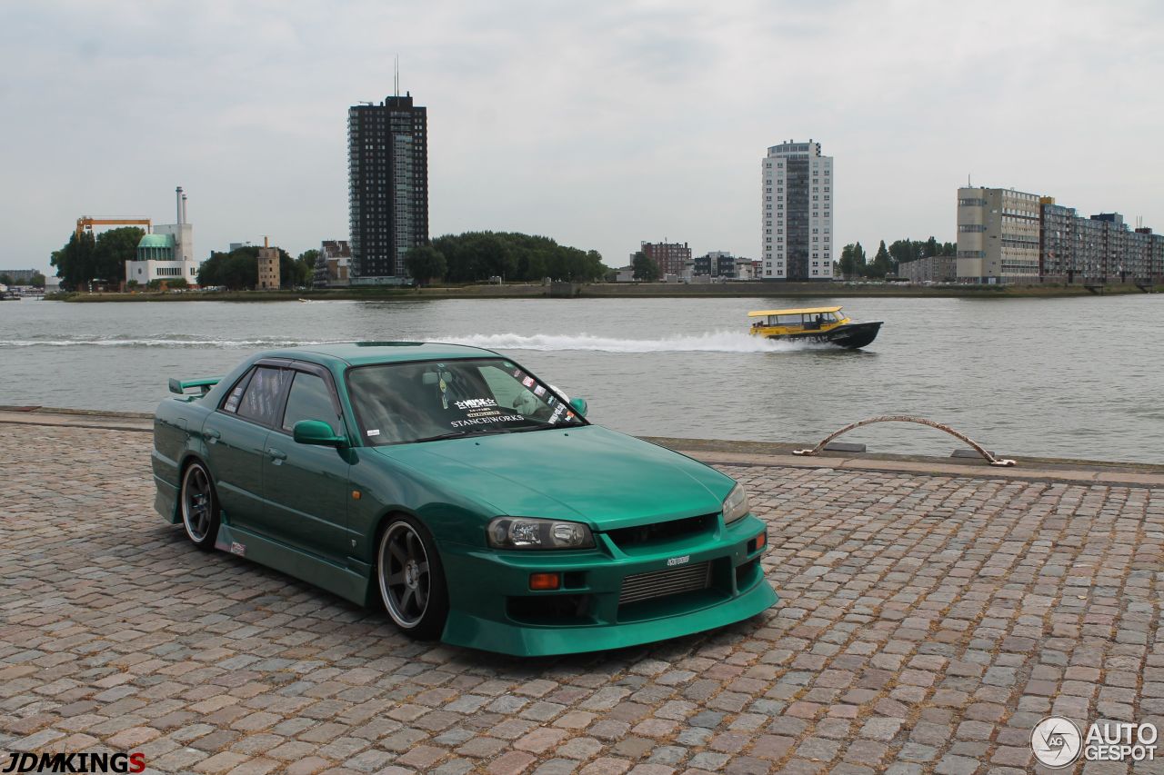 Nissan Skyline R34 Sedan