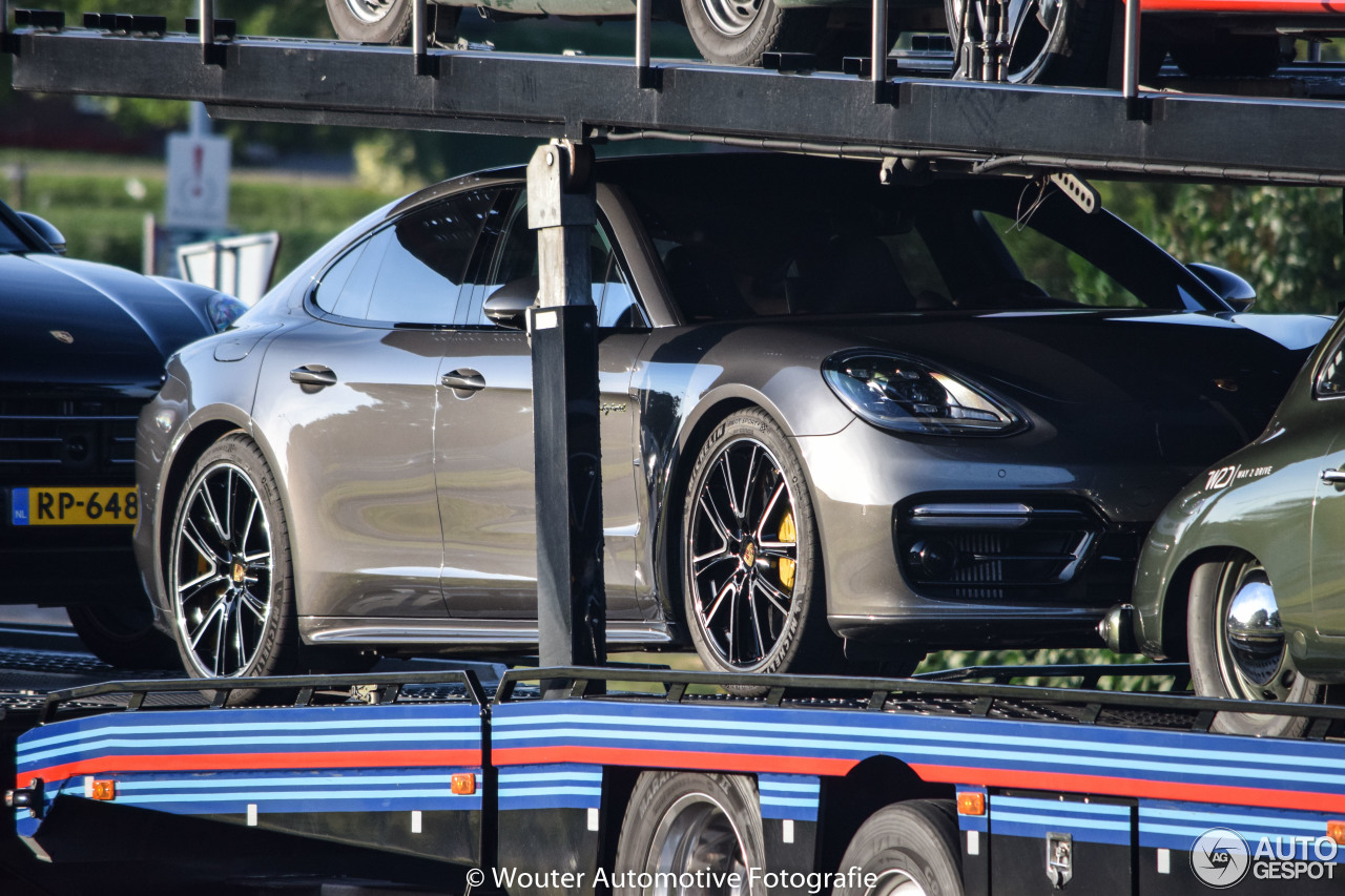 Porsche 971 Panamera Turbo S E-Hybrid